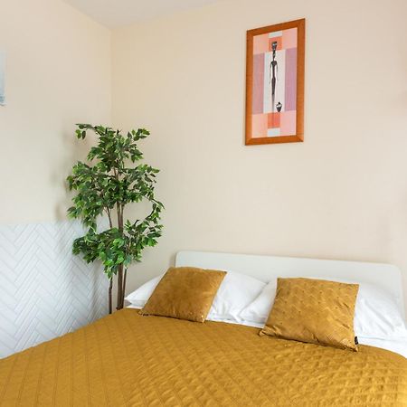 Cozy Modern Apartment Astoria Magic Orange Old Town Krakkó Kültér fotó